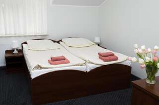 Отели типа «постель и завтрак» Villa Leśne Ustronie Lubiszewo Двухместный номер с 2 отдельными кроватями-14